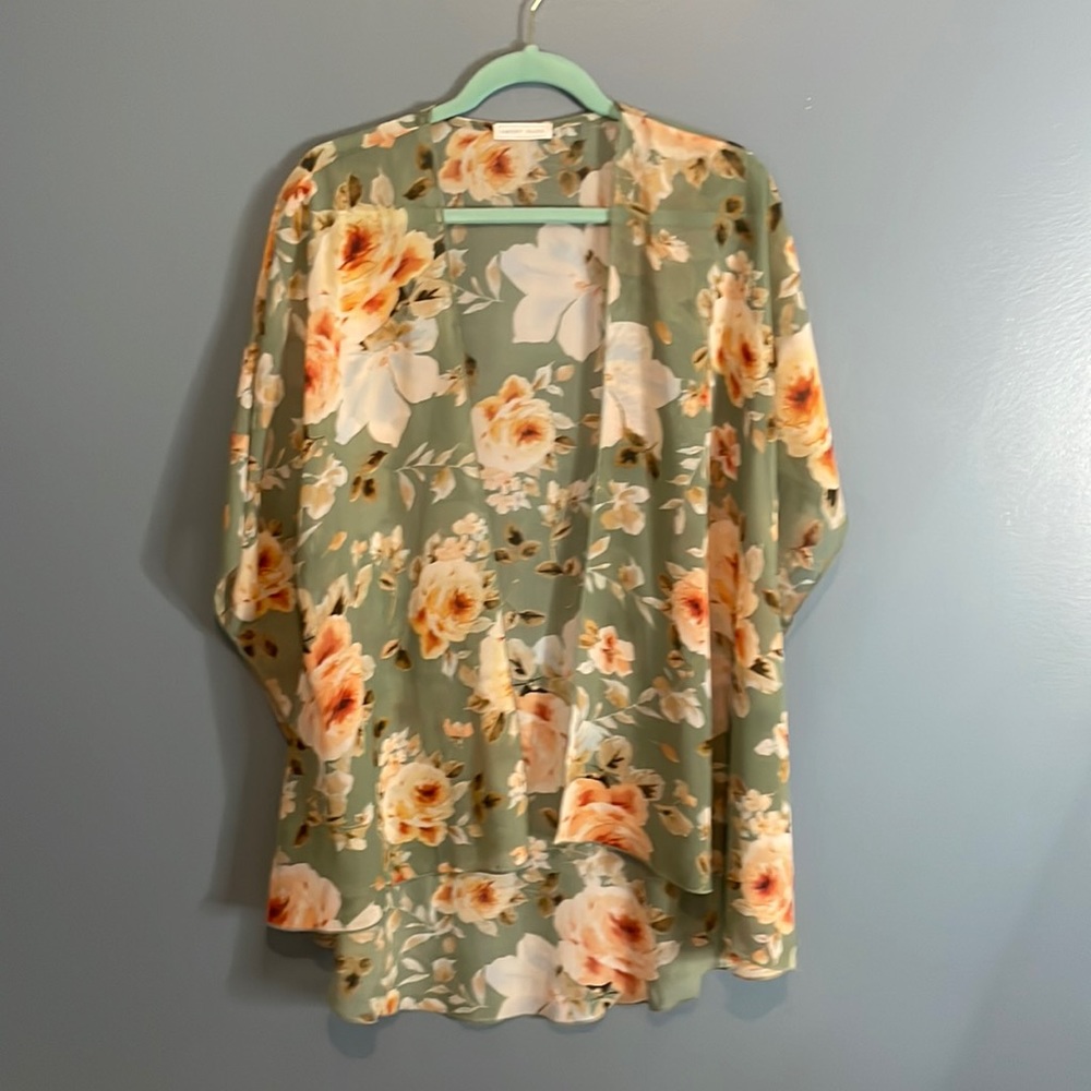 Emory Park floral kimono